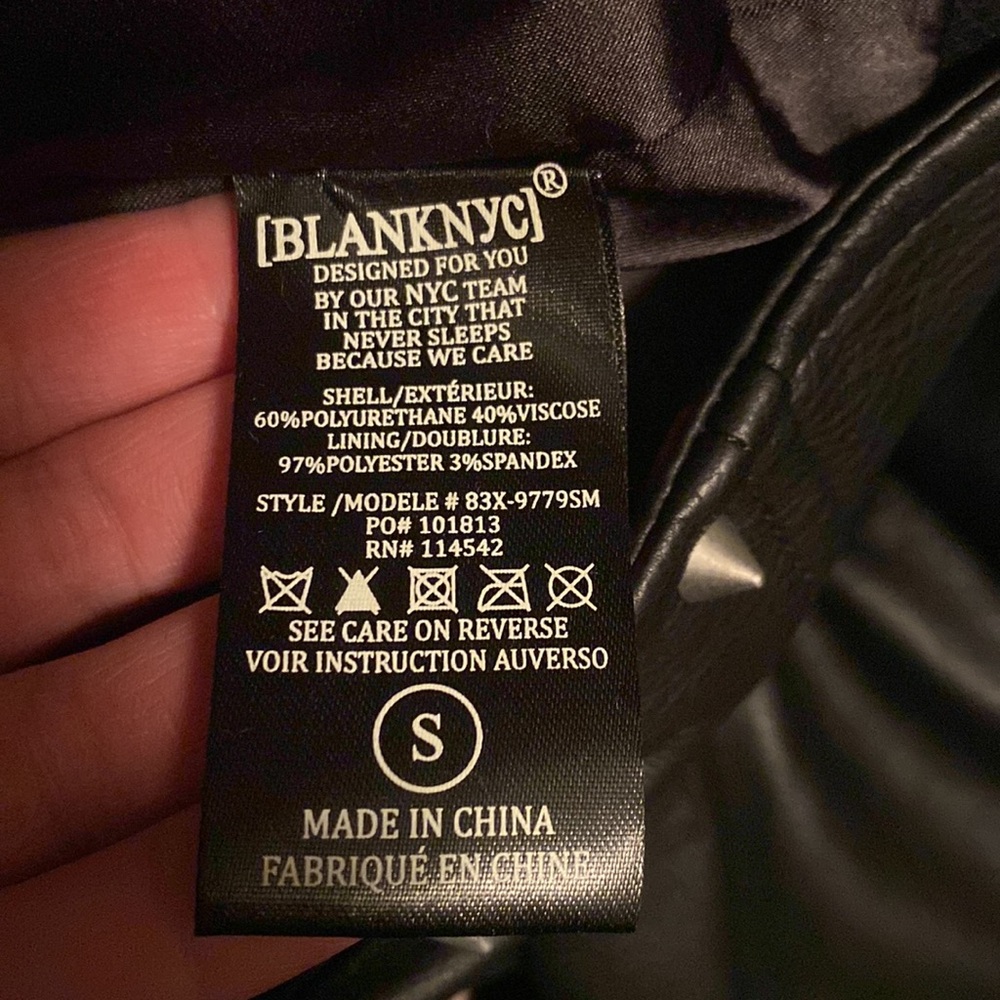 Black Jacket - Picture 6 of 7